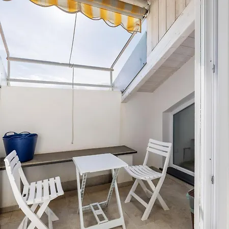 La Mia Mansarda Sul Mare, Apartment