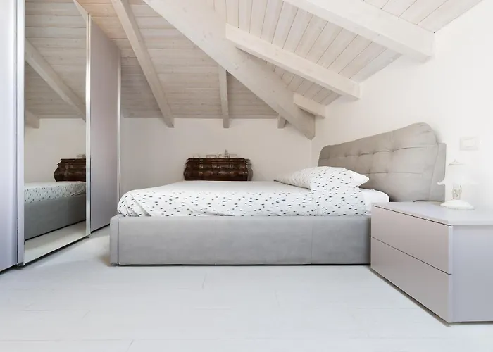 아파트 La Mia Mansarda Sul Mare, 레반토