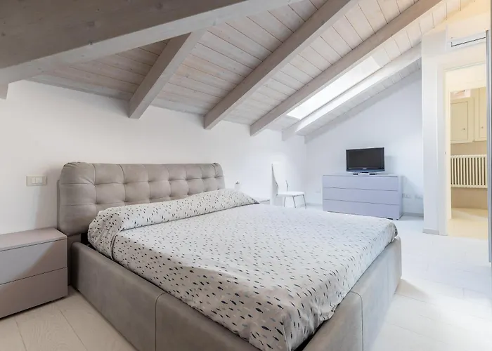 La Mia Mansarda Sul Mare, 아파트 *