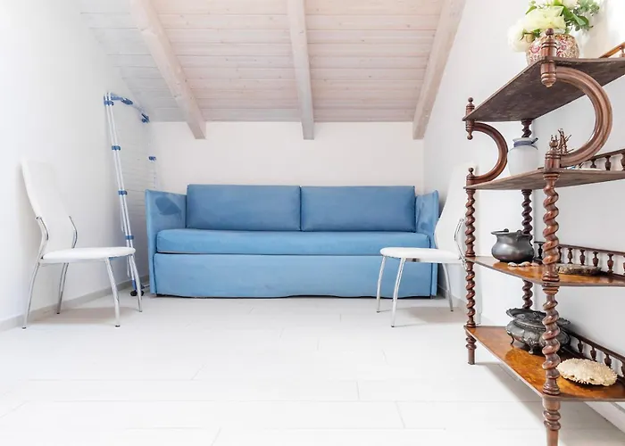 La Mia Mansarda Sul Mare, ليفانتو